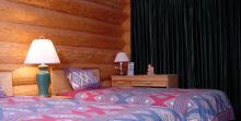 Riverside Lodge - Stamp River - Spacious Rooms each with private bathroom
